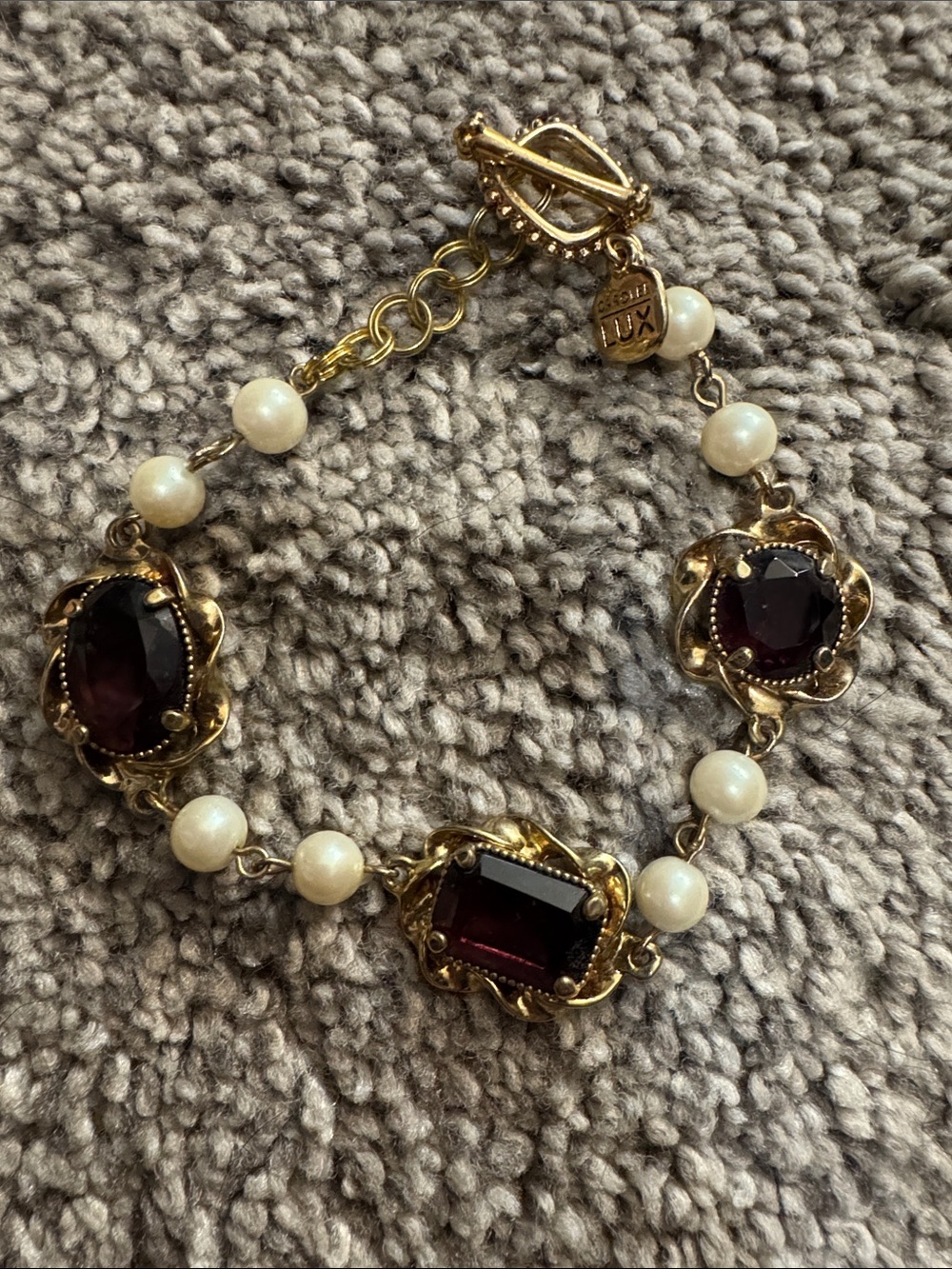 Carolee Lux Gold-Tone Bracelet with Garnet Red Stones and Cream Pearls
